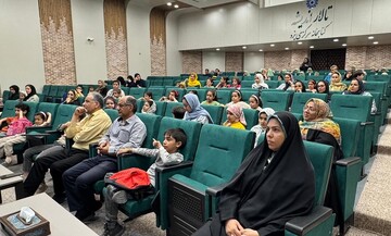 جشن بزرگ روز جهانی کودک در کتابخانه مرکزی یزد برگزار شد