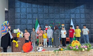 جشن بزرگ روز جهانی کودک در کتابخانه مرکزی یزد برگزار شد