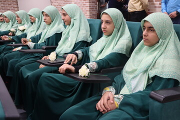 جشن بزرگ روز جهانی کودک در کتابخانه مرکزی یزد برگزار شد