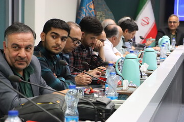 رونمایی پوستر مسابقه کتابخوانی از جلد اول کتاب یادگارهای یزد همزمان با هفته نکوداشت استاد ایرج افشار یزدی