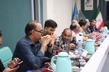 رونمایی پوستر مسابقه کتابخوانی از جلد اول کتاب یادگارهای یزد همزمان با هفته نکوداشت استاد ایرج افشار یزدی