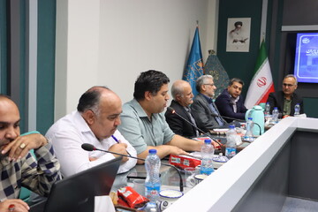 رونمایی پوستر مسابقه کتابخوانی از جلد اول کتاب یادگارهای یزد همزمان با هفته نکوداشت استاد ایرج افشار یزدی