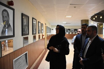 بازدید از کتابخانه مرکزی سمنان