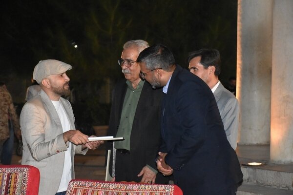 کتاب «نقل و نبات شیرازی» در حافظیه رونمایی شد