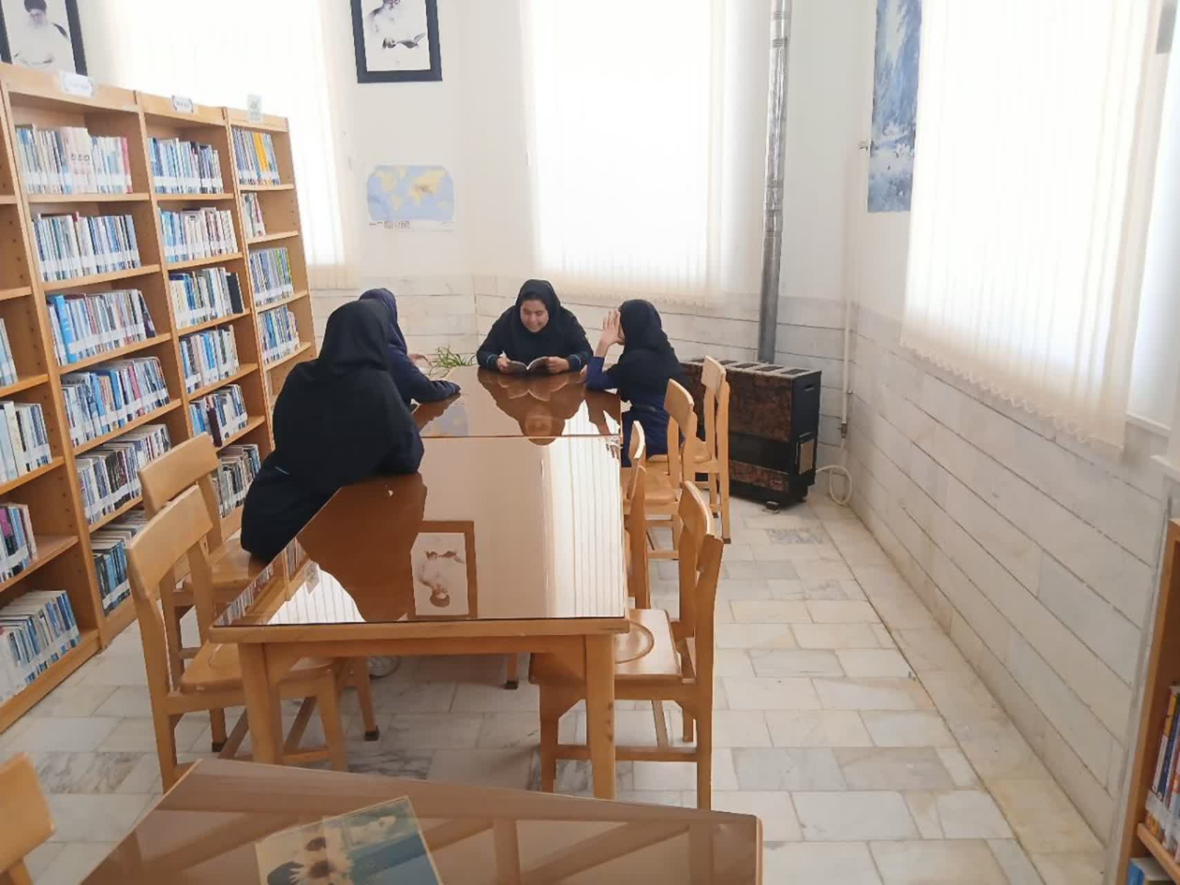 مهرِ فرهنگ در کتابخانه‌های عمومی استان مرکزی