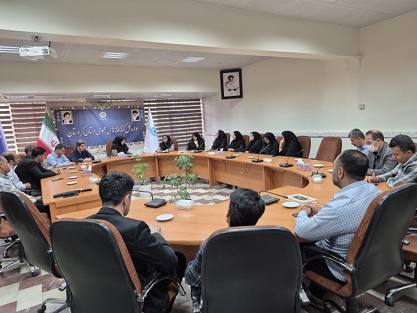 برگزاری محفل ادبی ویژه بزرگداشت حافظ در ادارهکل کتابخانههای عمومی استان کردستان