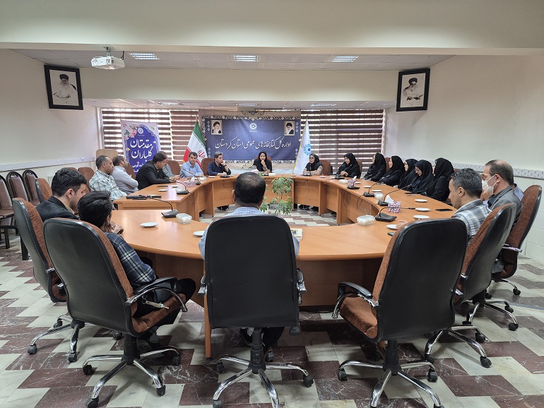 برگزاری محفل ادبی ویژه بزرگداشت حافظ در ادارهکل کتابخانههای عمومی استان کردستان