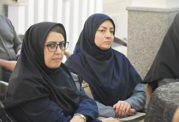 دیدار مدیرکل کتابخانه های عمومی فارس با کتابداران شیراز و زرقان