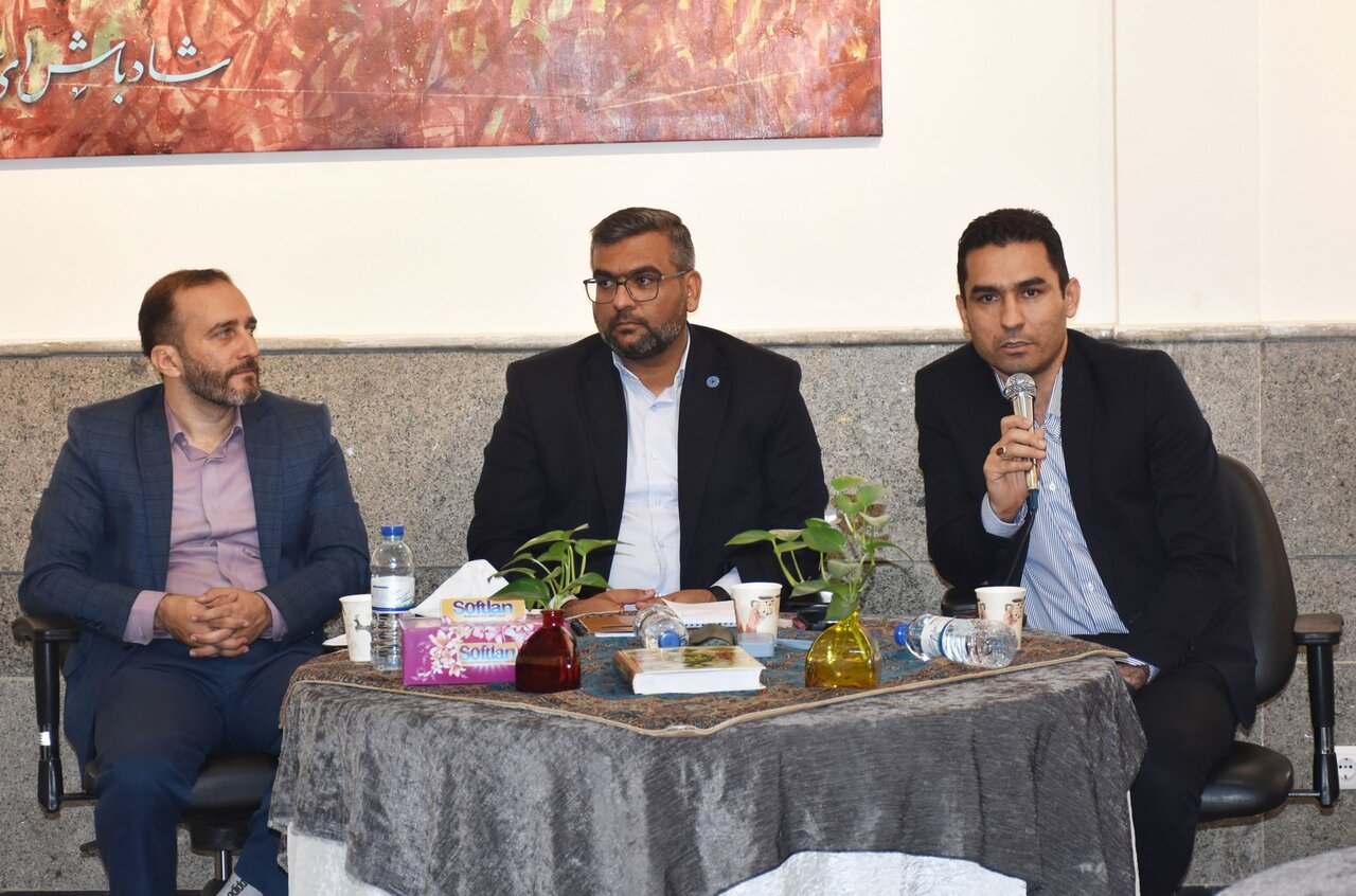 رفع مشکلات کتابخانه‌ها اولویت است