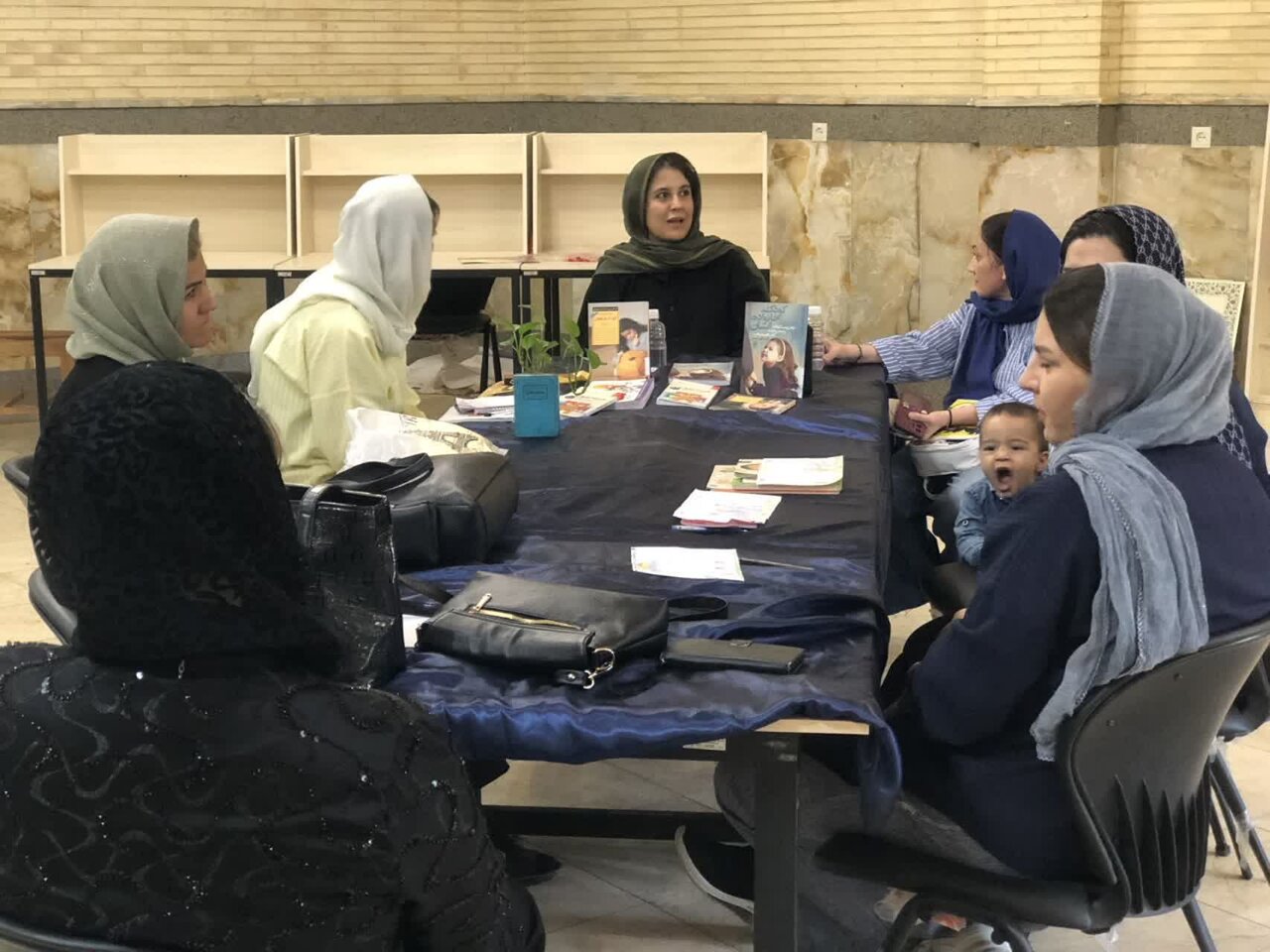 برنامههای فرهنگی و ادبی کتابخانههای عمومی استان مرکزی برای کودکان و خانوادهها