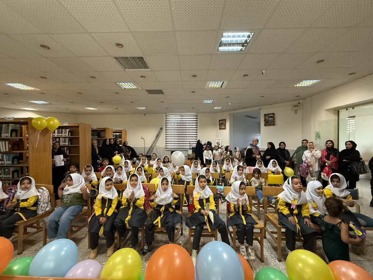 برنامههای فرهنگی و ادبی کتابخانههای عمومی استان مرکزی برای کودکان و خانوادهها