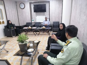 دیدار رئیس اداره کتابخانه‌های عمومی شهرستان بهاباد با فرمانده نیروی انتظامی