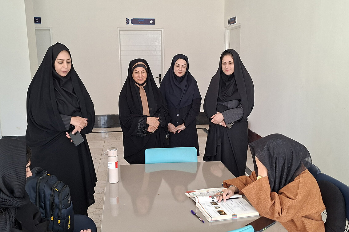 توسعه خدمات کتابخانهای و ترویج فرهنگ مطالعه در دستورکار انجمن کتابخانههای عمومی دره شهر