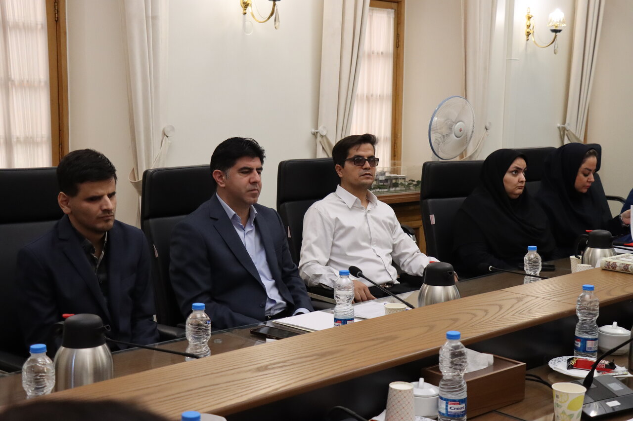 خدمترسانی به گروههای خاص، مفهوم عمیقتری از کتابداری را متبلور میکند