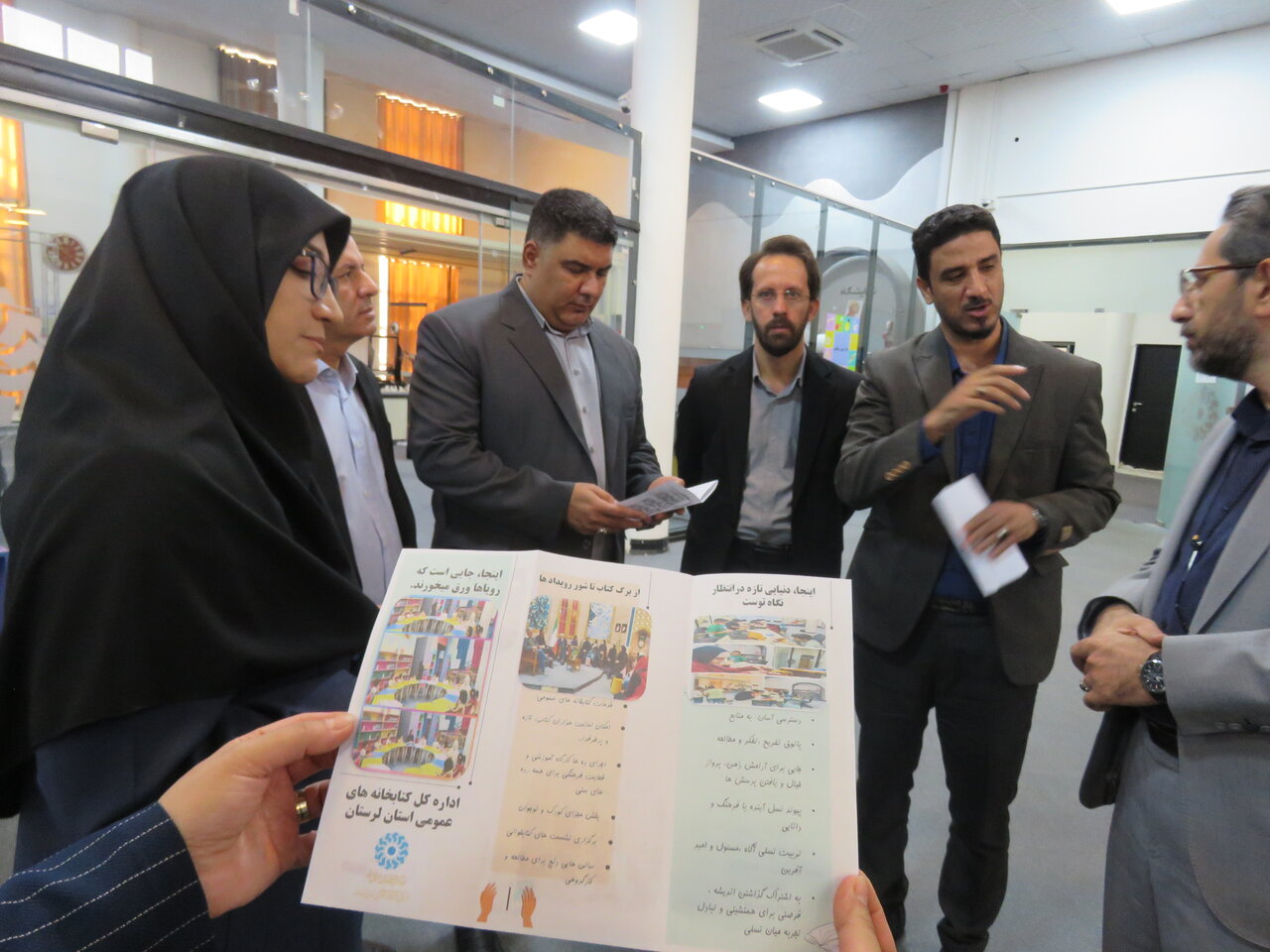 رونمایی از پوستر طرح فرهنگی «اهدای کتاب» در لرستان