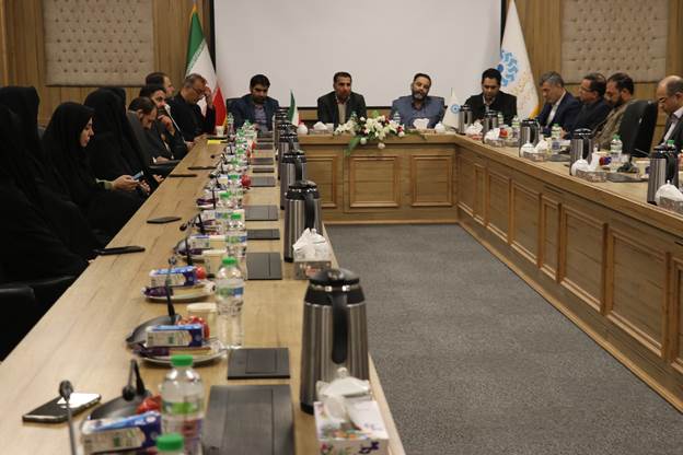 بازدید رئیس دیوان محاسبات استان خراسان رضوی از کتابخانه مرکزی امام خمینی(ره) مشهد