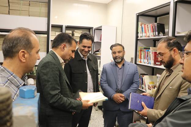 بازدید رئیس دیوان محاسبات استان خراسان رضوی از کتابخانه مرکزی امام خمینی(ره) مشهد