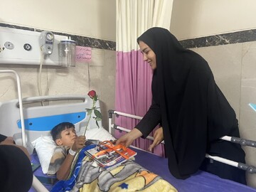 از حضور در بیمارستان و عیادت از کودکان تا رونمایی کتاب در کتابخانه‌های عمومی استان تهران