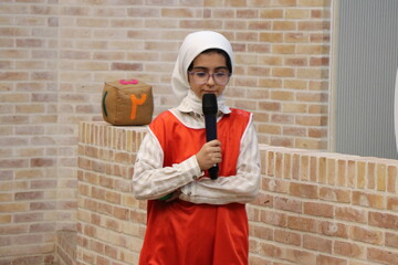 مرحله نیمه نهایی «جام کتاب‌ بازی» در کتابخانه مرکزی یزد برگزار شد