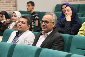 مرحله نیمه نهایی «جام کتاب‌ بازی» در کتابخانه مرکزی یزد برگزار شد