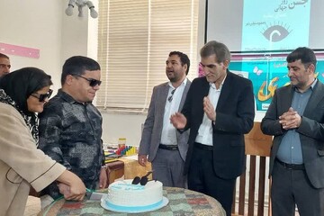 نابینایان کتابخانه خرد