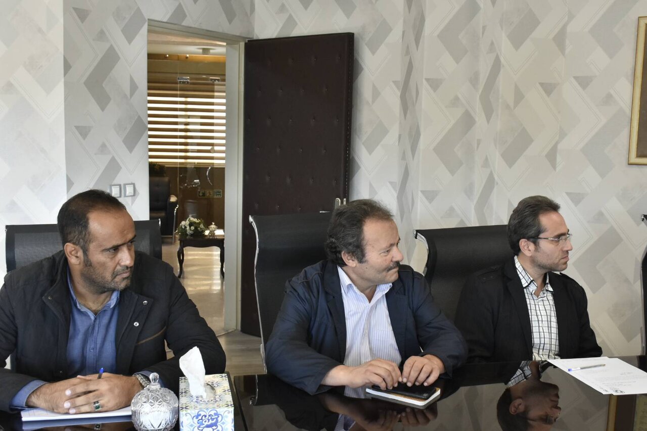 بررسی پیشرفت ۱۴ پروژه کتابخانه‌ای آذربایجان شرقی از محل مسئولیت‌های اجتماعی وزارت نفت