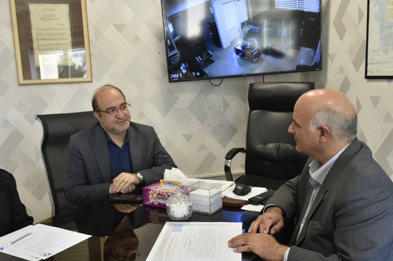 بررسی پیشرفت ۱۴ پروژه کتابخانه‌ای آذربایجان شرقی از محل مسئولیت‌های اجتماعی وزارت نفت