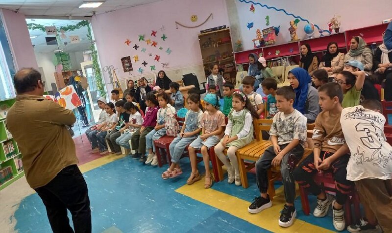 گرامیداشت هفته ملی کودک با محوریت کتاب، بازی و آموزش در کتابخانه