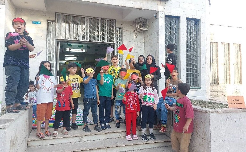 گرامیداشت هفته ملی کودک با محوریت کتاب، بازی و آموزش در کتابخانه