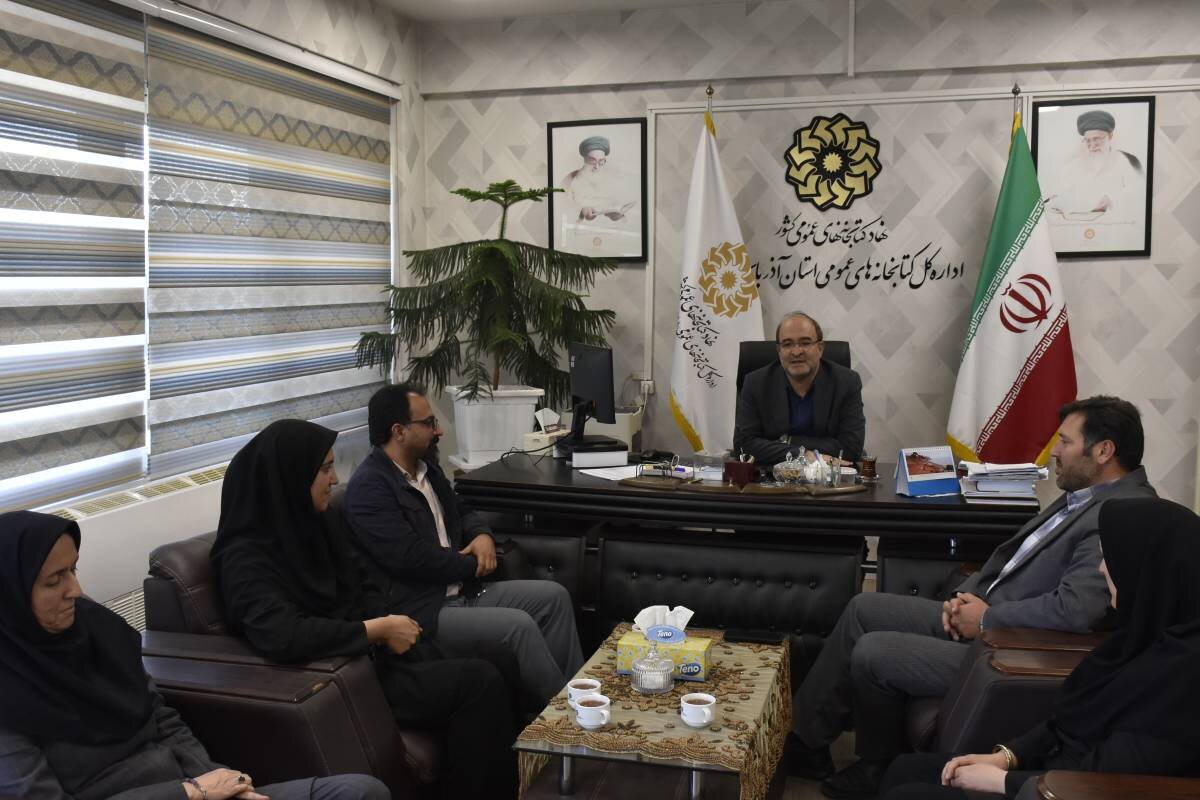 از کتابداران بخش نابینایان و ناشنوایان کتابخانه‌های عمومی آذربایجان‌شرقی تقدیر شد