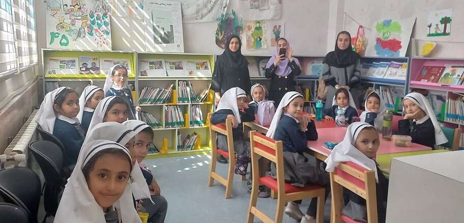 حال خوش کودکان در کتابخانههای عمومی استان تهران