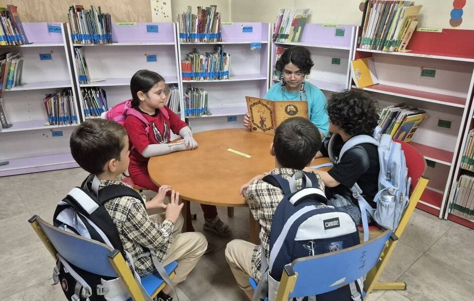 حال خوش کودکان در کتابخانههای عمومی استان تهران