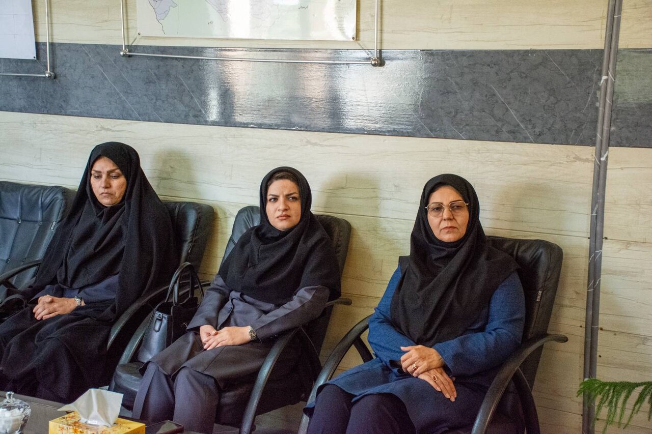 تأکید بر گسترش همکاریهای فرهنگی میان شهرداری و کتابخانههای عمومی قصرشیرین