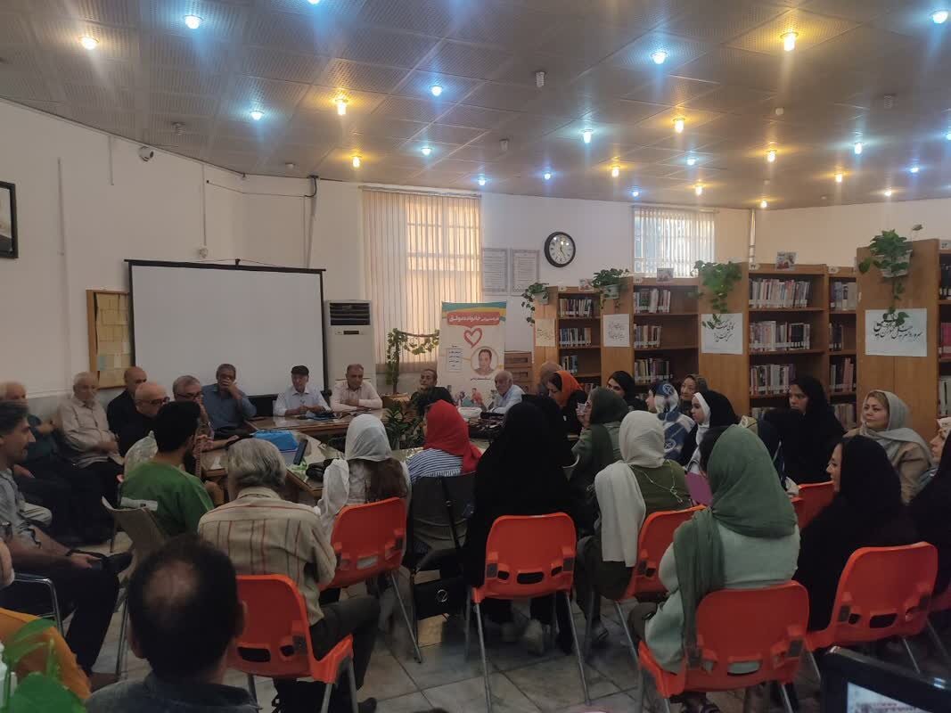 برگزاری آیین‌های فرهنگی کتاب‌محور در کتابخانه‌های عمومی استان مرکزی