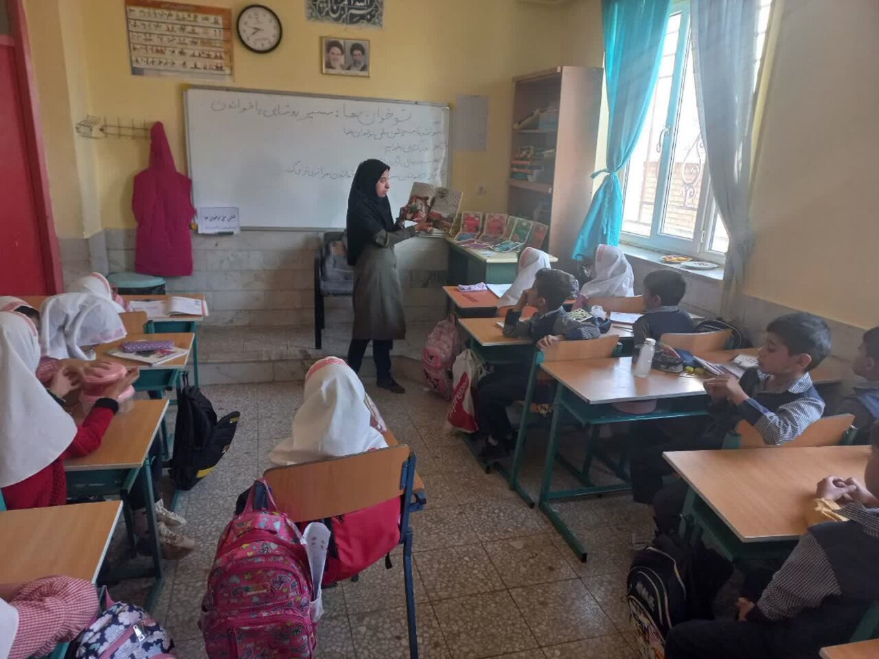 برگزاری آیینهای فرهنگی کتابمحور در کتابخانههای عمومی استان مرکزی