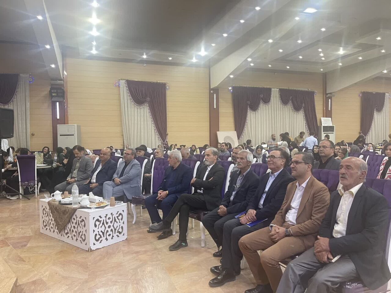 برگزاری آیین‌های فرهنگی کتاب‌محور در کتابخانه‌های عمومی استان مرکزی