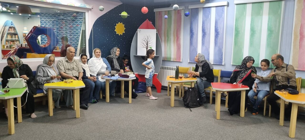 رویداد «قرار مهربانی» در کتابخانه هدهد سفید تهران