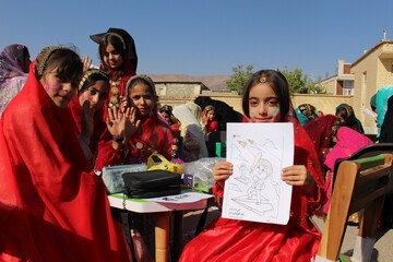 روستای برجویی صدای کتاب را به کنگره شهدا رساند