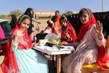 روستای برجویی صدای کتاب را به کنگره شهدا رساند