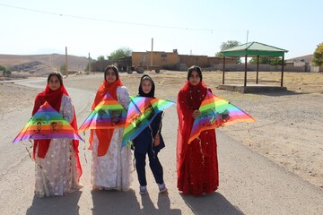 روستای برجویی صدای کتاب را به کنگره شهدا رساند