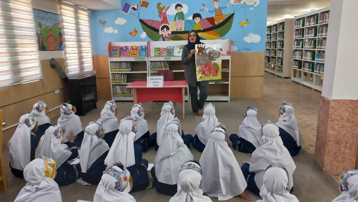 گرامیداشت هفته کودک در کتابخانه‌های عمومی شهرستان مهاباد