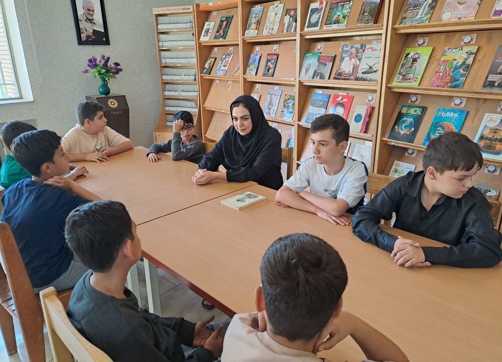 گرامیداشت هفته کودک در کتابخانههای عمومی شهرستان مهاباد