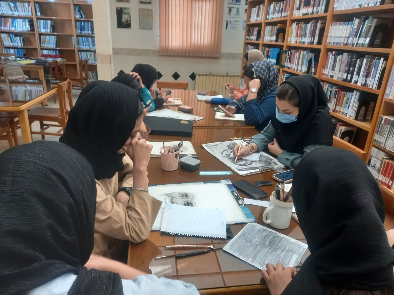 کتابخانه‌های عمومی استان مرکزی؛ بستر پویای آموزش، هنر و تعامل فرهنگی