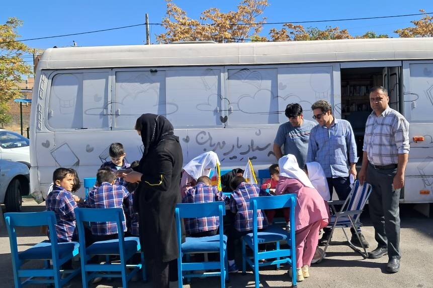 حضور کتابخانههای معلم لیواجان و سیار پیک فرهنگ در جشنواره فرهنگی «روستا، ریشه زندگی»