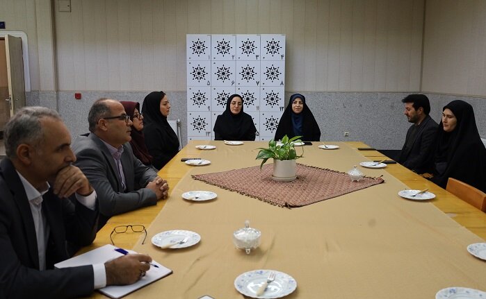 تأکید بر همدلی، تلاش جمعی و استفاده از ظرفیت‌های محلی برای ارتقای جایگاه کتابخانه‌های عمومی نقده