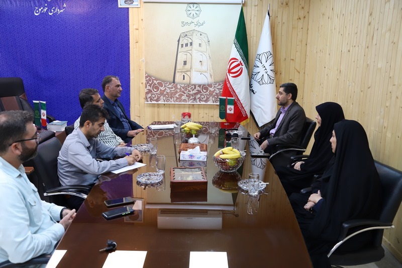 پروژه کتابخانه مرکزی خورموج با همکاری شهرداری و فرمانداری، عملیاتی می‌شود