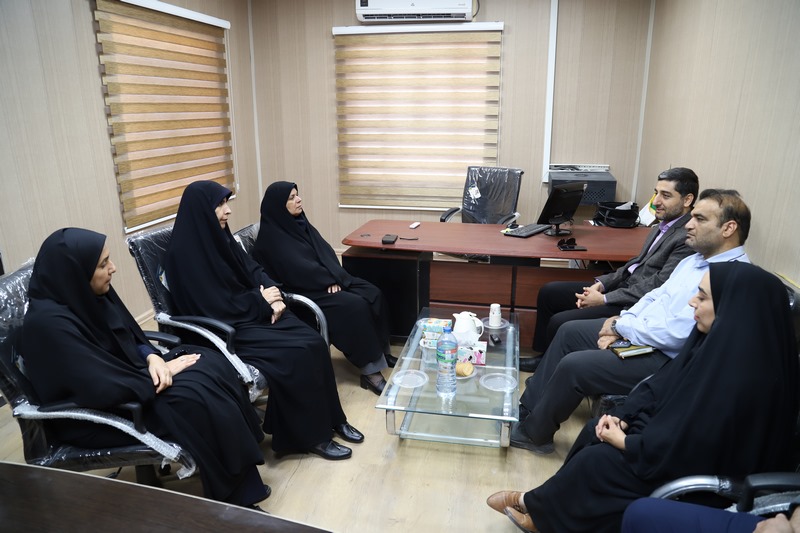 پروژه کتابخانه مرکزی خورموج با همکاری شهرداری و فرمانداری، عملیاتی میشود