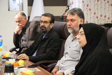 جلسه انجمن خیرین توسعه کتابخانه ها و ترویج کتابخوانی استان مرکزی