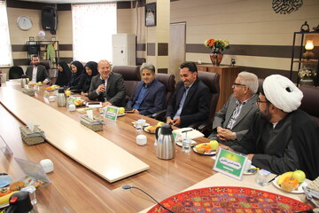 جلسه انجمن خیرین توسعه کتابخانه ها و ترویج کتابخوانی استان مرکزی