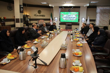 جلسه انجمن خیرین توسعه کتابخانه ها و ترویج کتابخوانی استان مرکزی